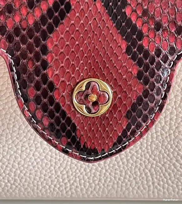 BB LOUIS CAPUCINES VUITTON 0525